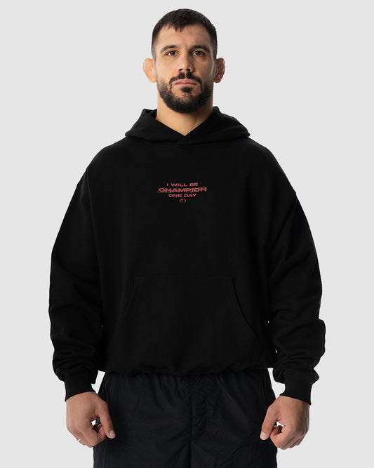 Aleksandar Rakic trägt das schwarze JUST DSRPT Premium Champion Hoodie