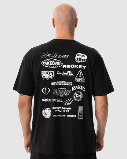 Aleksandar Rakic trägt das schwarze JUST DSRPT Standard Patches Shirt